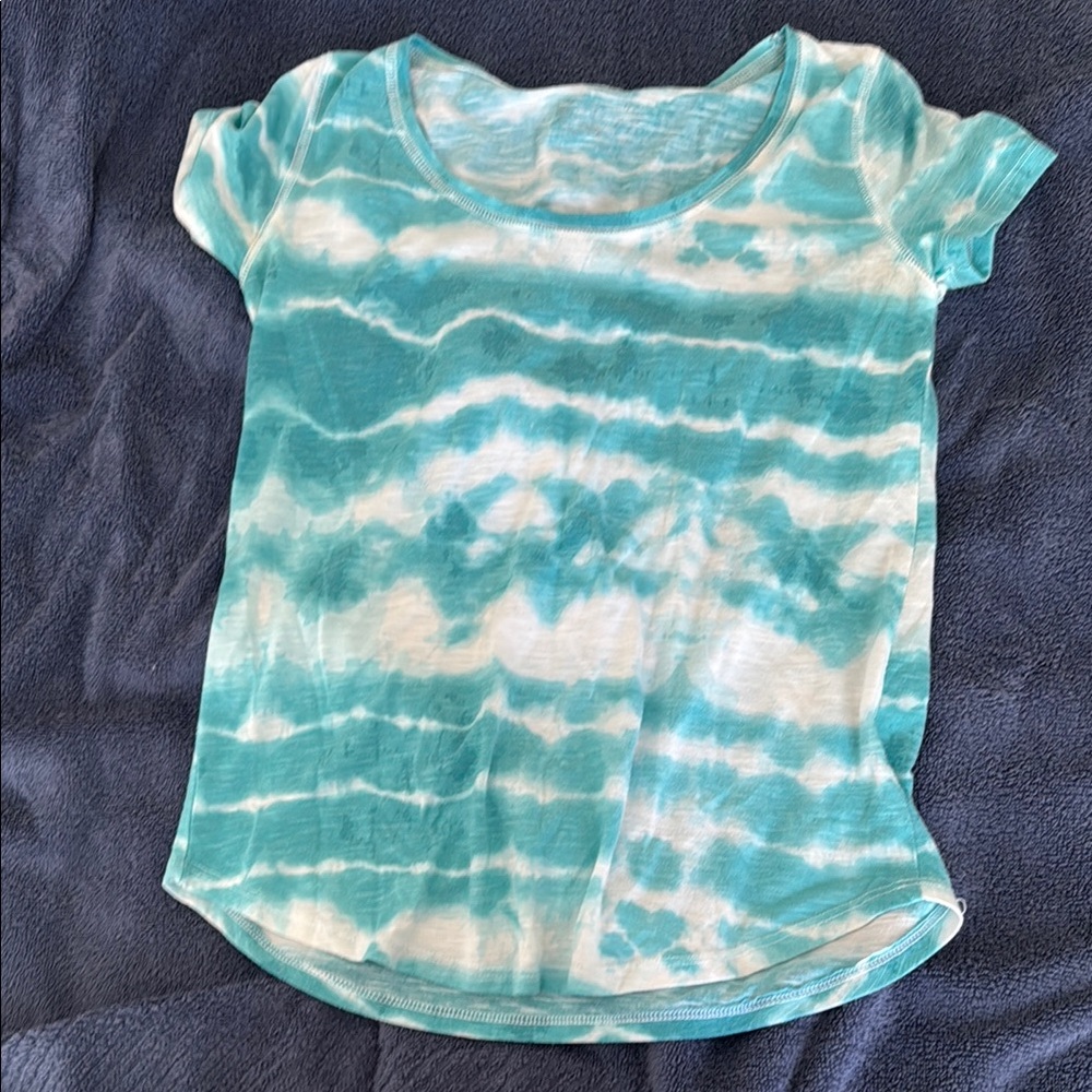 Tie-Dye Turquoise and White Capri Top